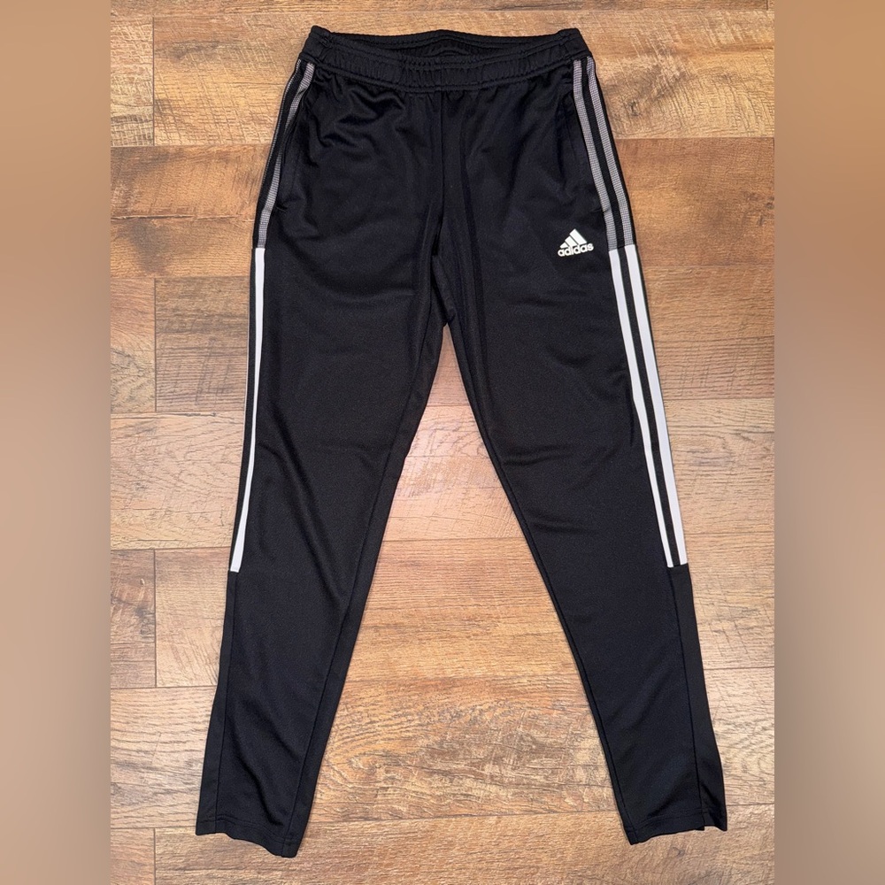 Adidas Primegreen Aeroready Black Sweatpants w/ Tapered Fit & Signature Stripes